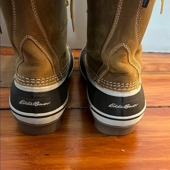 Eddie Bauer Brown and Black Winter Boots - Picture 4 of 6